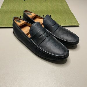EUC/W Bag Gucci Loafers - Navy Leather With Diamonte Pattern - 9G